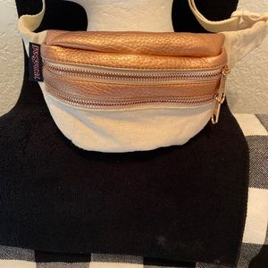 JanSport FannyPack Double Zipper “Festival Collection” Rose Gold EUC